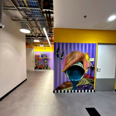 Produção em adesivo recortado